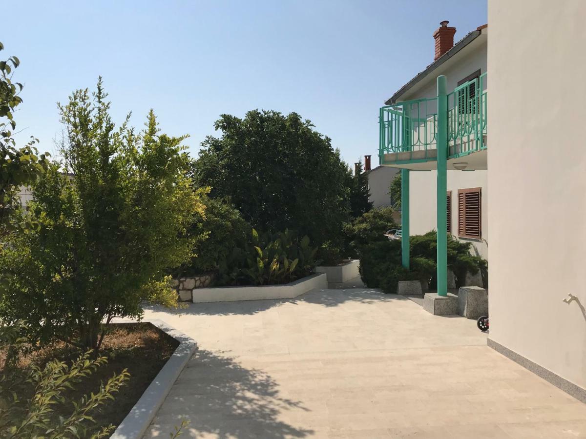 Apartments Ruza Mikelic Banjol Εξωτερικό φωτογραφία